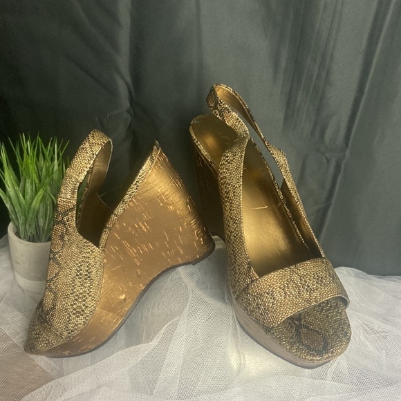 Ann Klein Wedge Sandals 💕🔥 - Picture 2 of 12